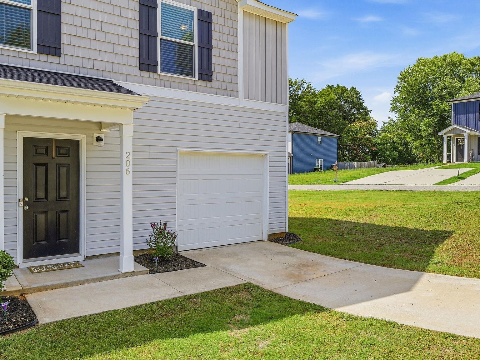 206 Christopher Street Ext Duncan, SC 29334 - Thumbnail 3
