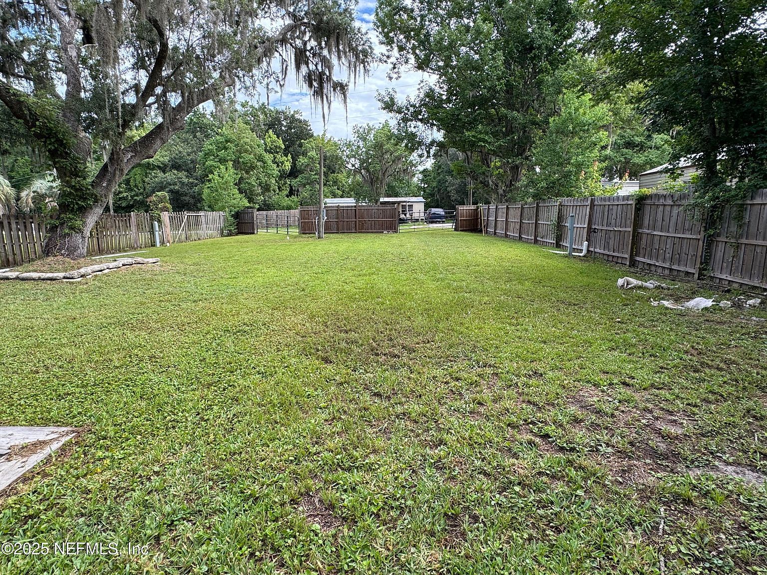 109 Retreat Ln Palatka, FL 32177 - Thumbnail 3