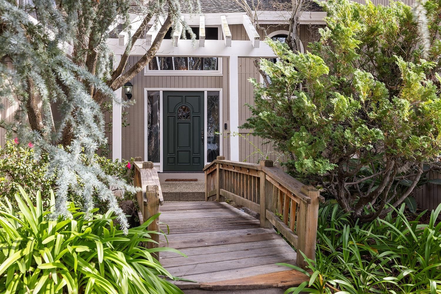 1744 Haggin Grove Way Carmichael, CA 95608 - Thumbnail 3