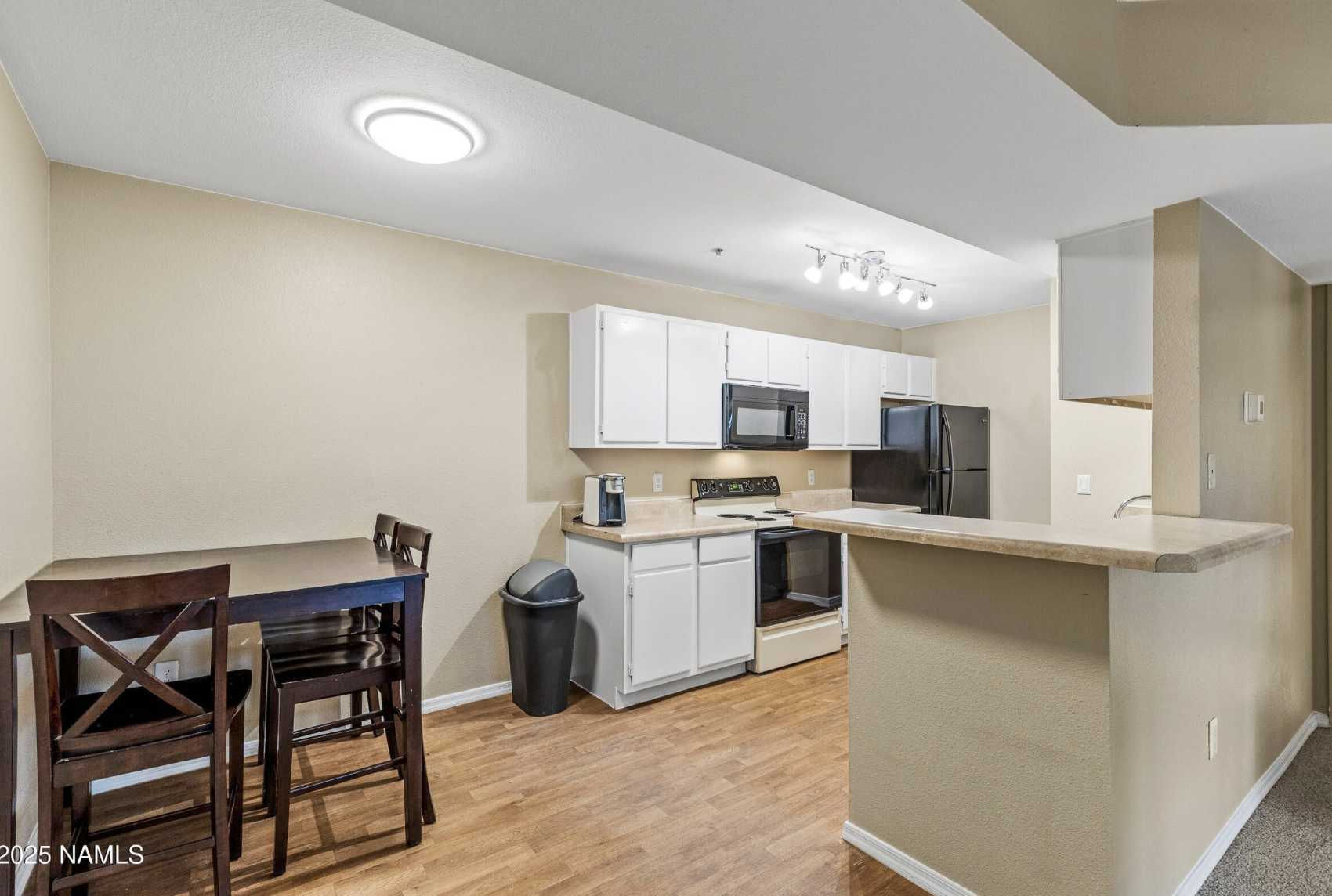 1385 West University Avenue #194, Flagstaff, AZ, USA, 86001 - Thumbnail 3