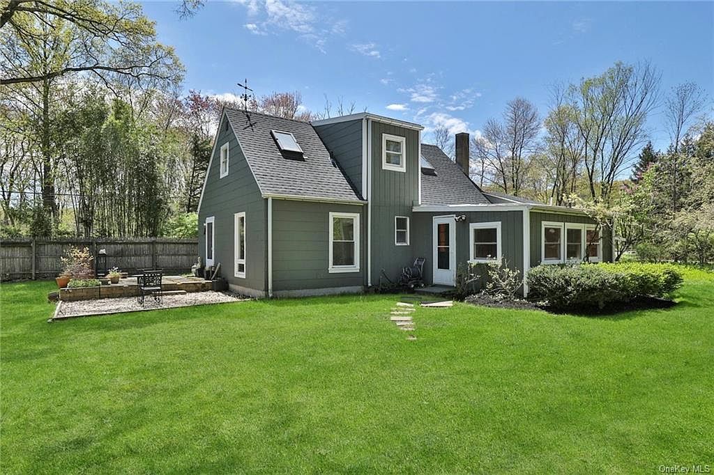 328 Oak Tree Rd Palisades, NY 10964 - Thumbnail 3