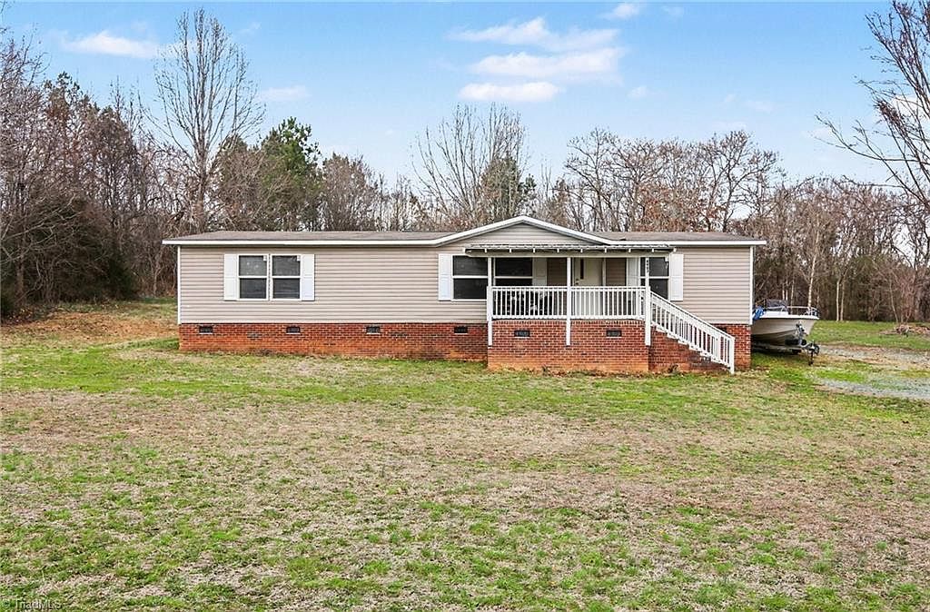4963 Thom Rd Mebane, NC 27302 - Thumbnail 3