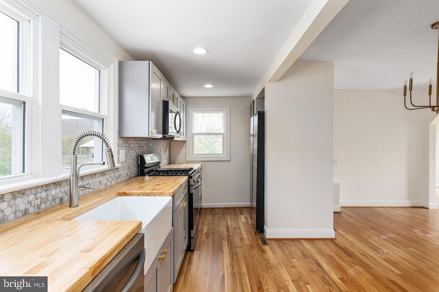 107 Gibson St Fredericksburg, VA 22401 - Thumbnail 3