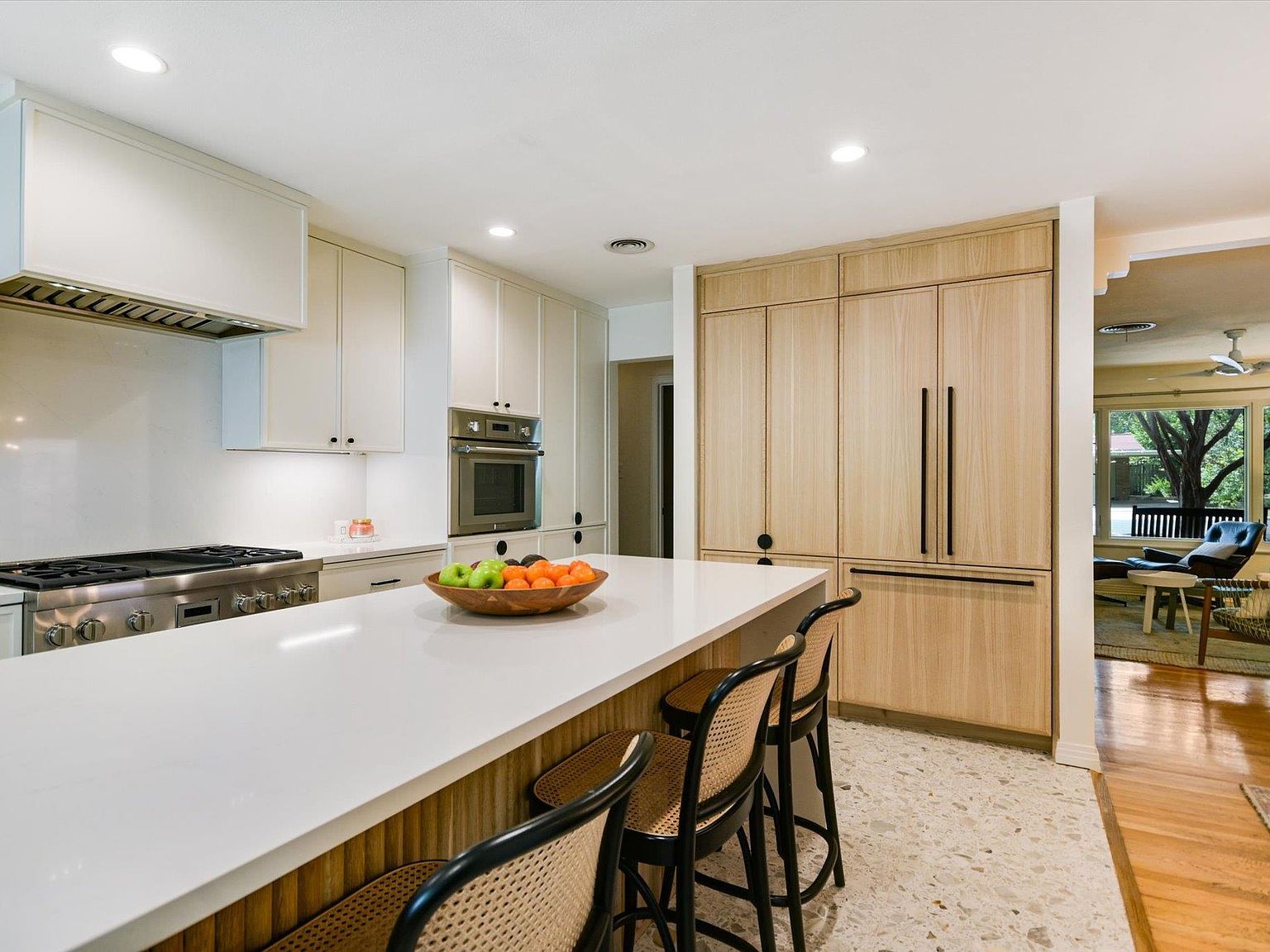 1600 Larkwood Dr Austin, TX 78723 - Thumbnail 3