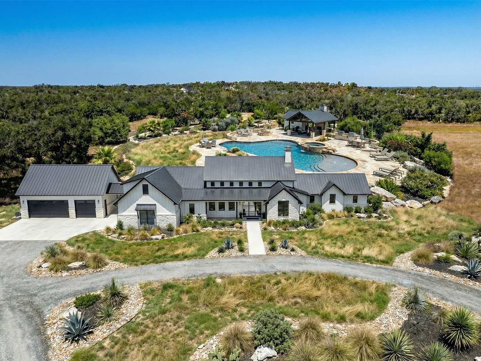 9 Mesa Ranch Rd W Dripping Springs, TX 78620 - Thumbnail 3