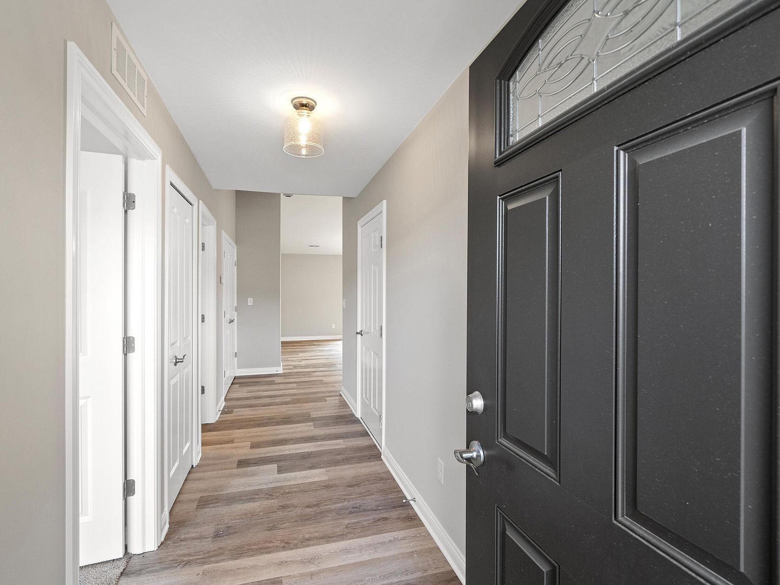 5401 Volterra Dr Monroe, MI 48161 - Thumbnail 3