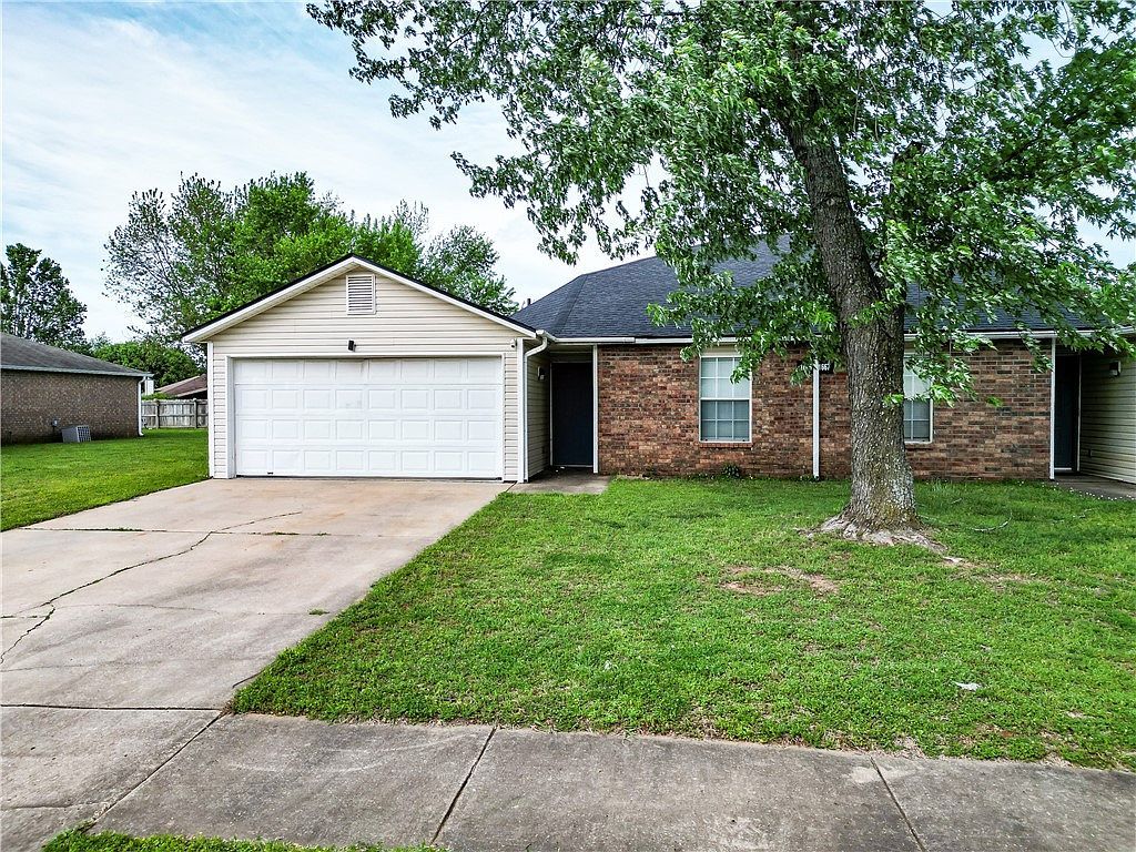 1665 N Boxley Ave Fayetteville, AR 72704 - Thumbnail 3