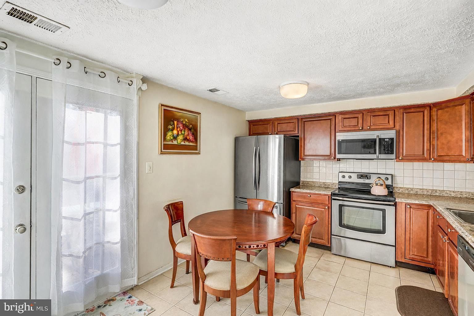 7467 Lone Star Rd Lorton, VA 22079 - Thumbnail 3