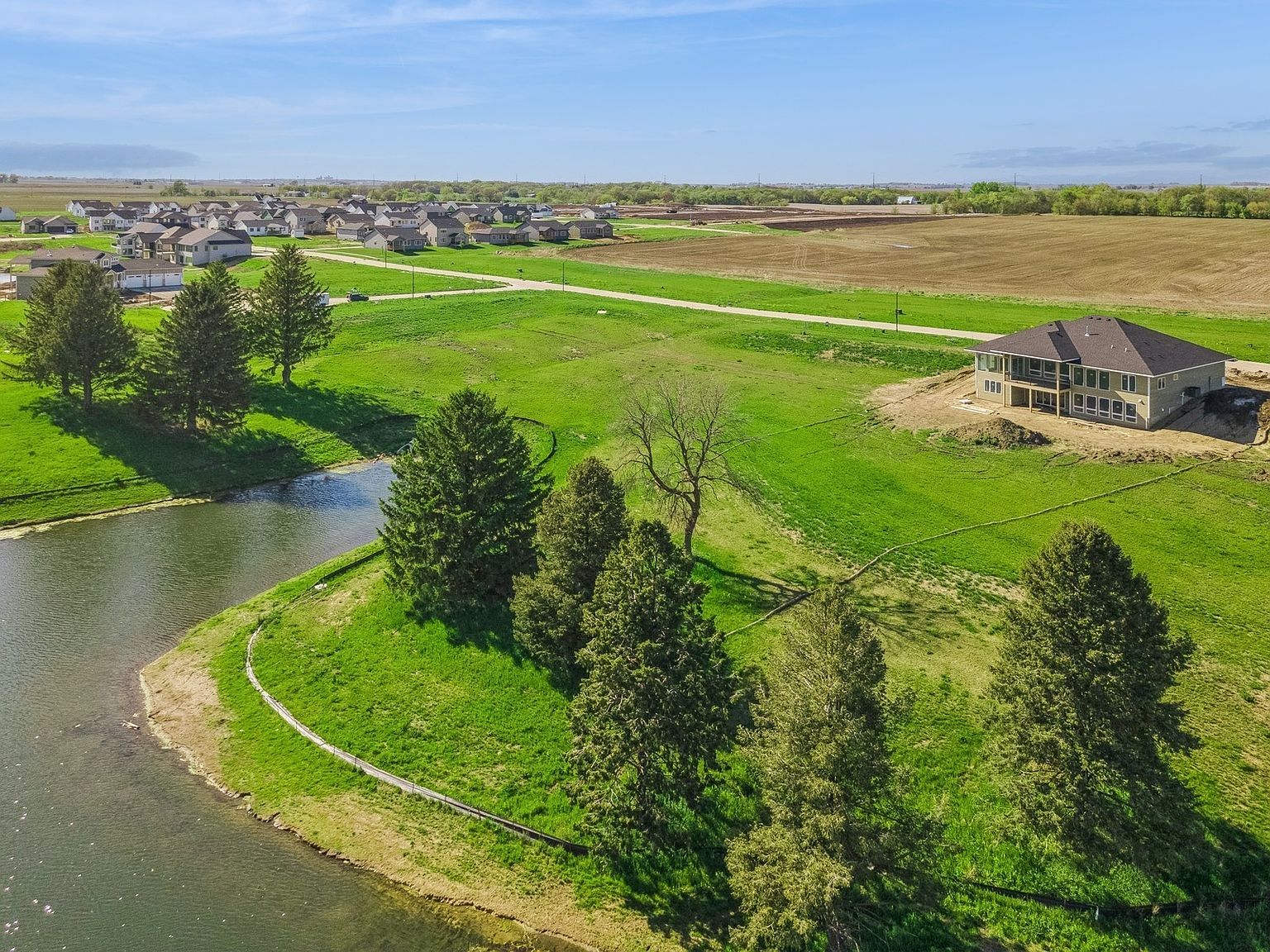 17406 Oakwood Dr Urbandale, IA 50322 - Thumbnail 3