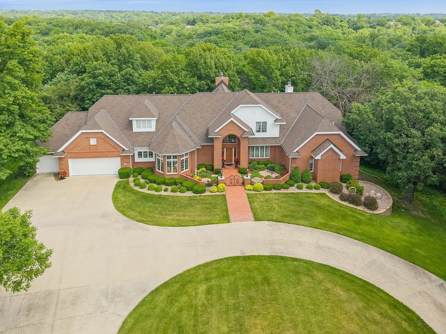 501 S 33rd St West Des Moines, IA 50265 - Thumbnail 3