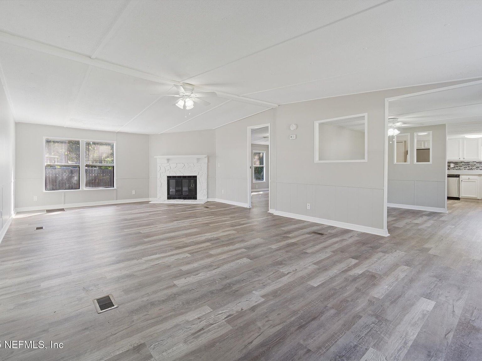 2239 Hidden Waters Dr W Green Cove Springs, FL 32043 - Thumbnail 3