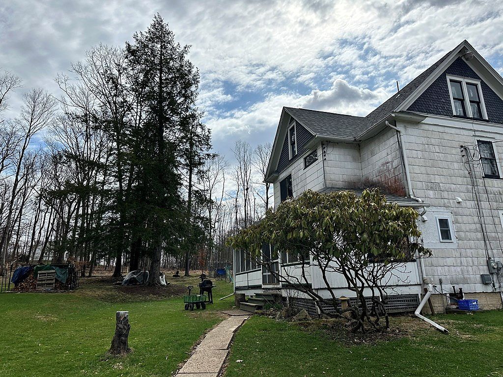 963 Pioneer Rd Franklin, PA 16323 - Thumbnail 3