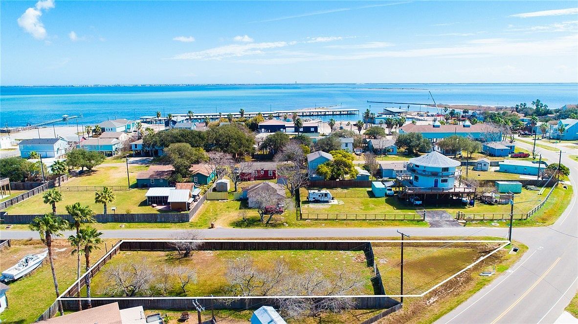 4126 & 4122 Summit Dr Corpus Christi, TX 78418 - Thumbnail 3