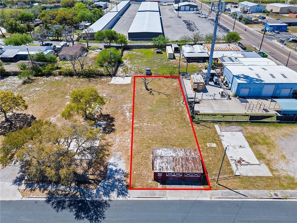 537 Claride St Corpus Christi, TX 78418 - Thumbnail 3