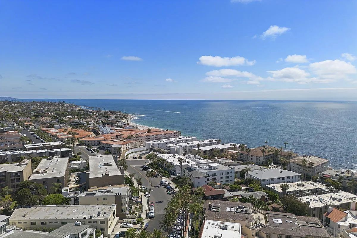 302 Prospect St UNIT 7 La Jolla, CA 92037 - Thumbnail 3