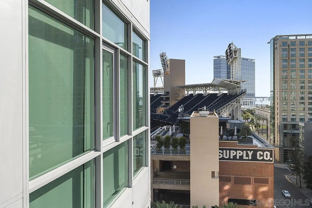 325 7th Ave Unit 1006 San Diego, CA 92101 - Thumbnail 3