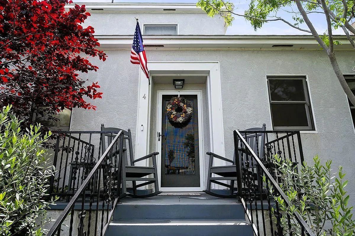 1106 4th St APT 4 Coronado, CA 92118 - Thumbnail 3