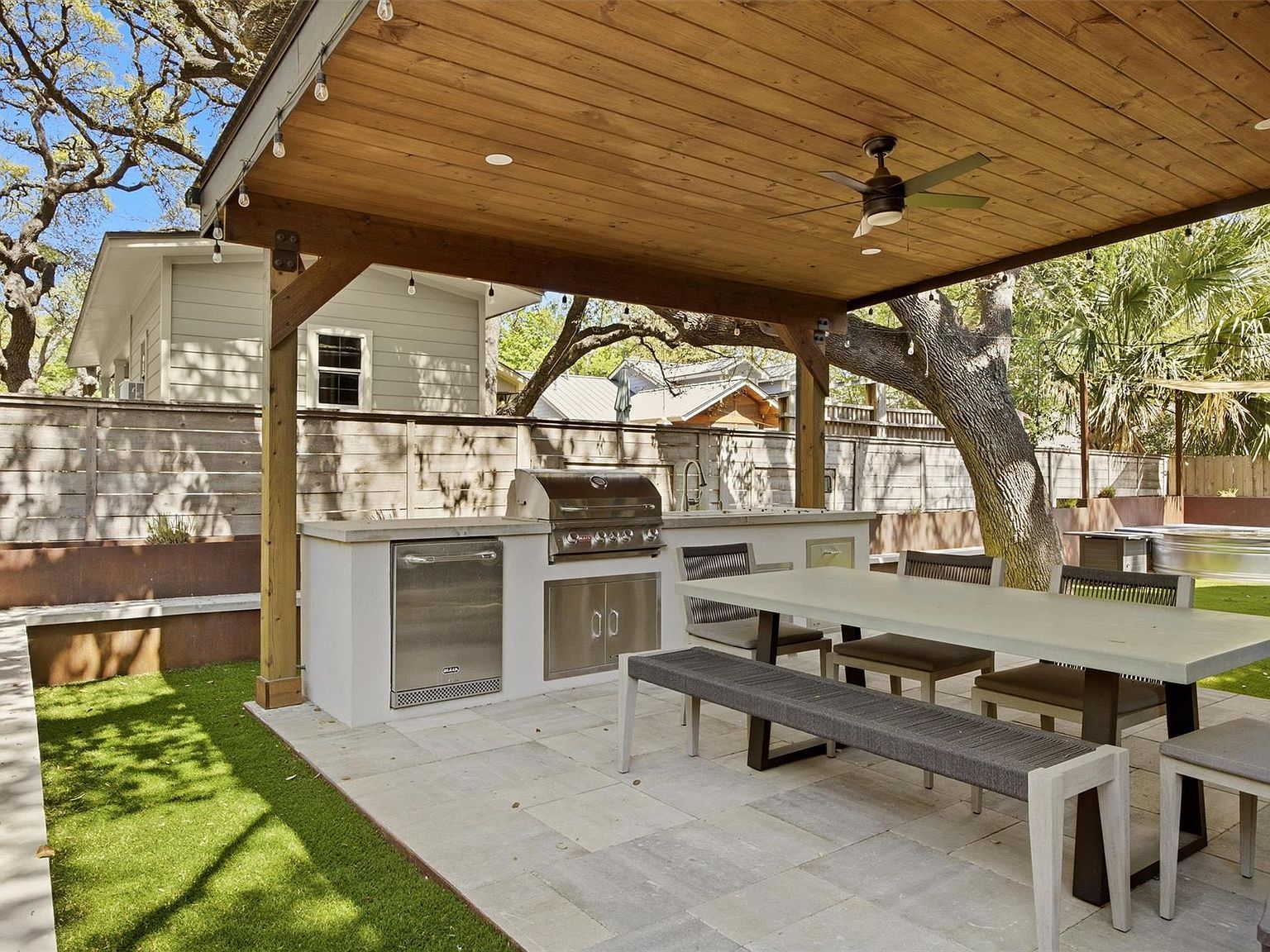 1600 W 39th 1/2 St Austin, TX 78756 - Thumbnail 3