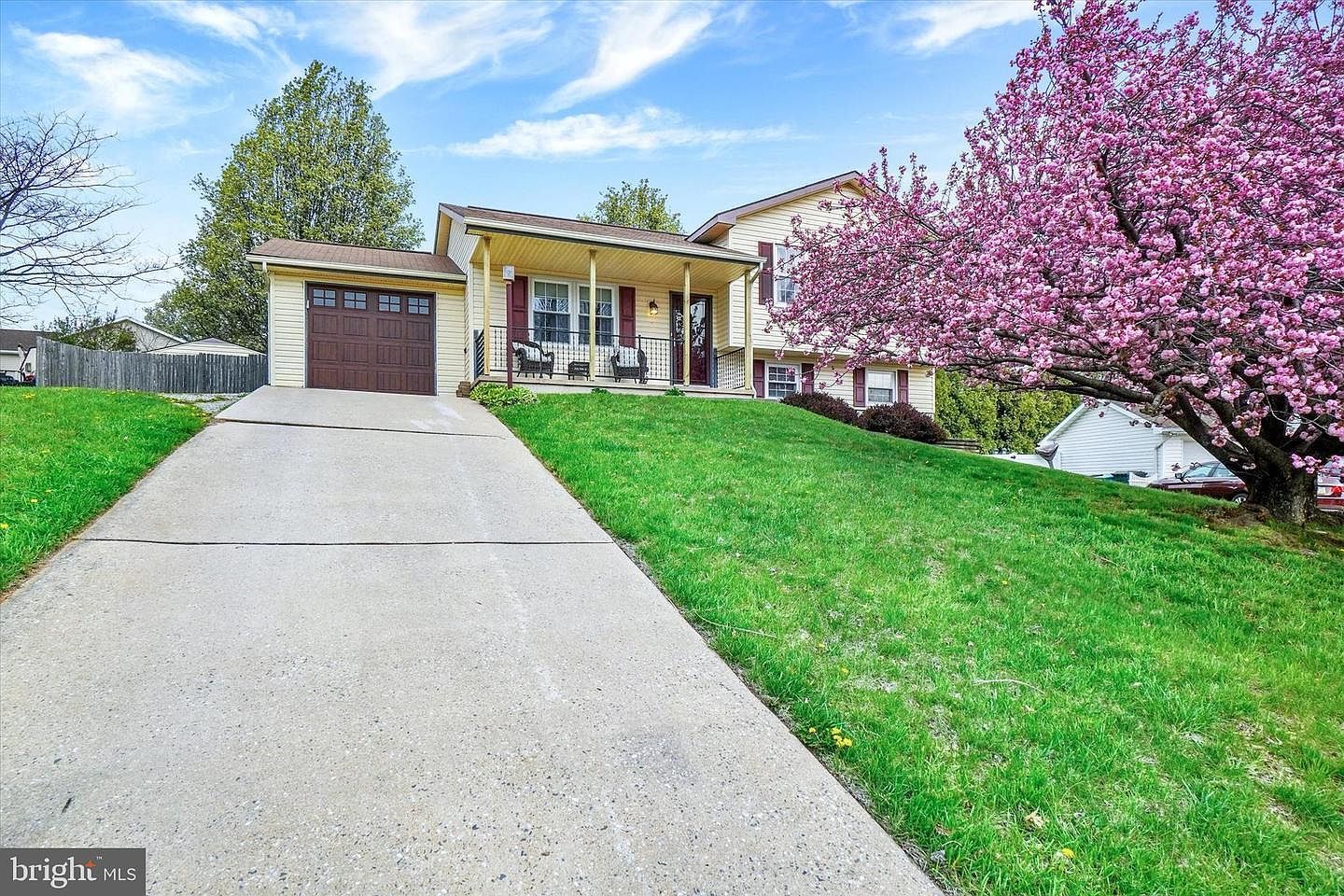 103 Overview Cir E Red Lion, PA 17356 - Thumbnail 3