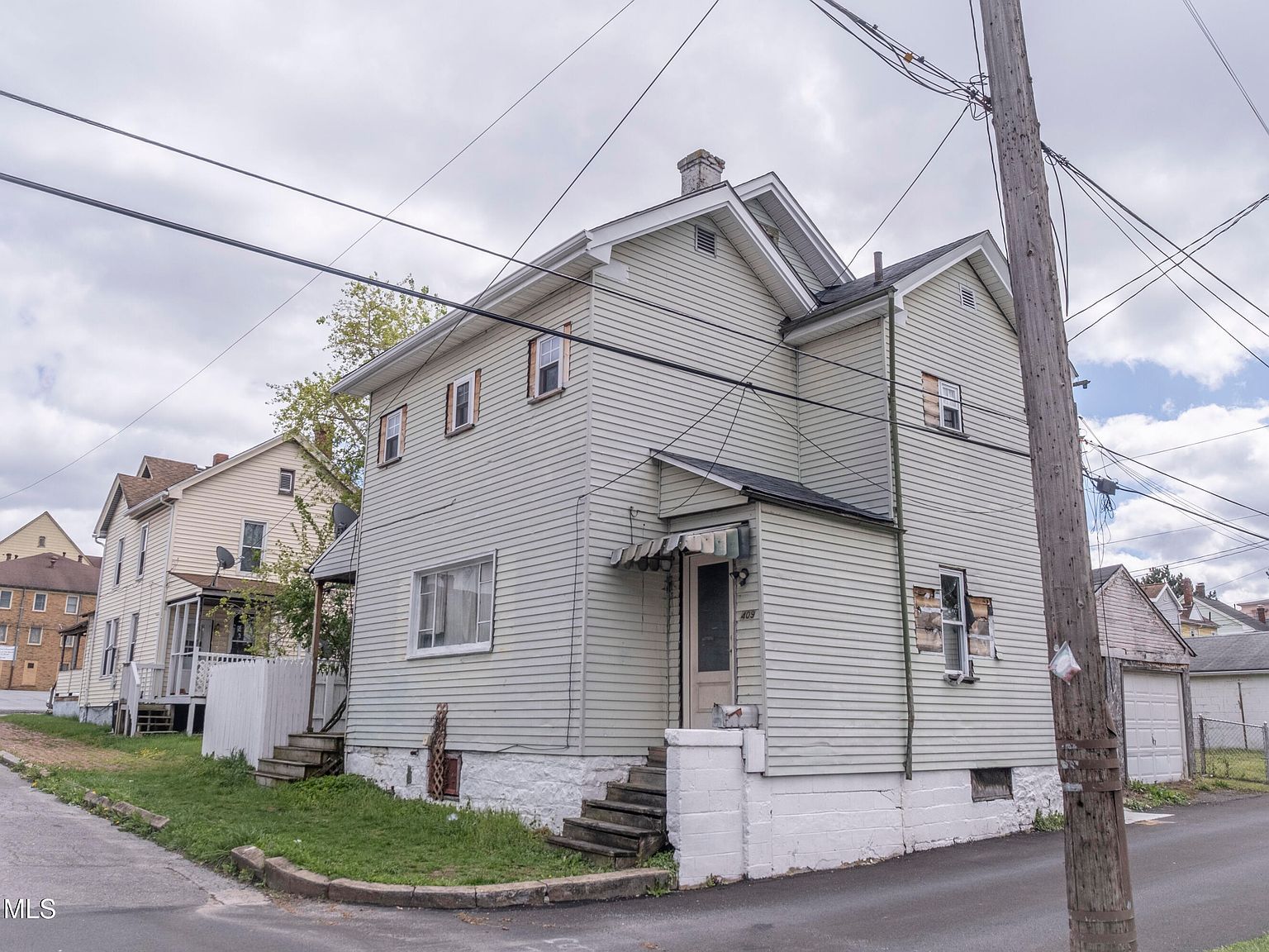 409 2nd St Altoona, PA 16602 - Thumbnail 3