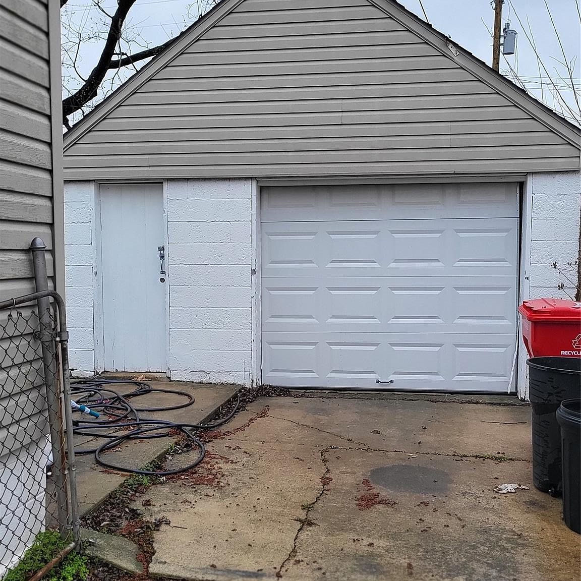 24845 Grove Ave Eastpointe, MI 48021 - Thumbnail 3