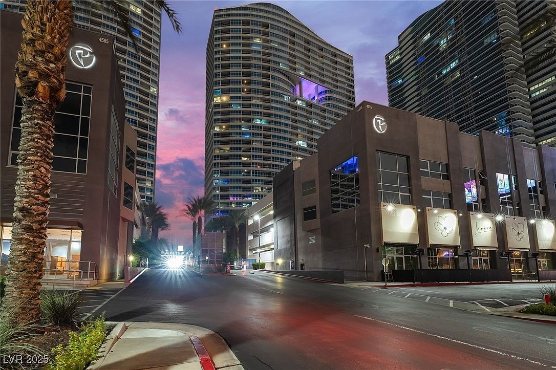 4525 Dean Martin Dr UNIT 1103 Las Vegas, NV 89103 - Thumbnail 3