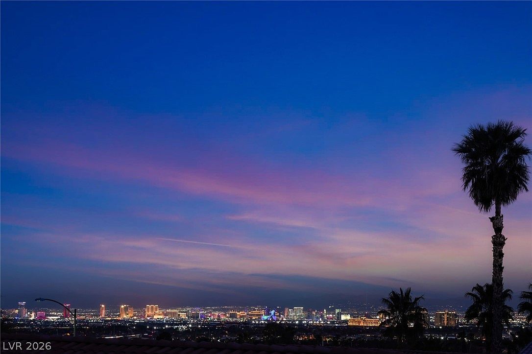 10801 Baylark Ave Las Vegas, NV 89134 - Thumbnail 3