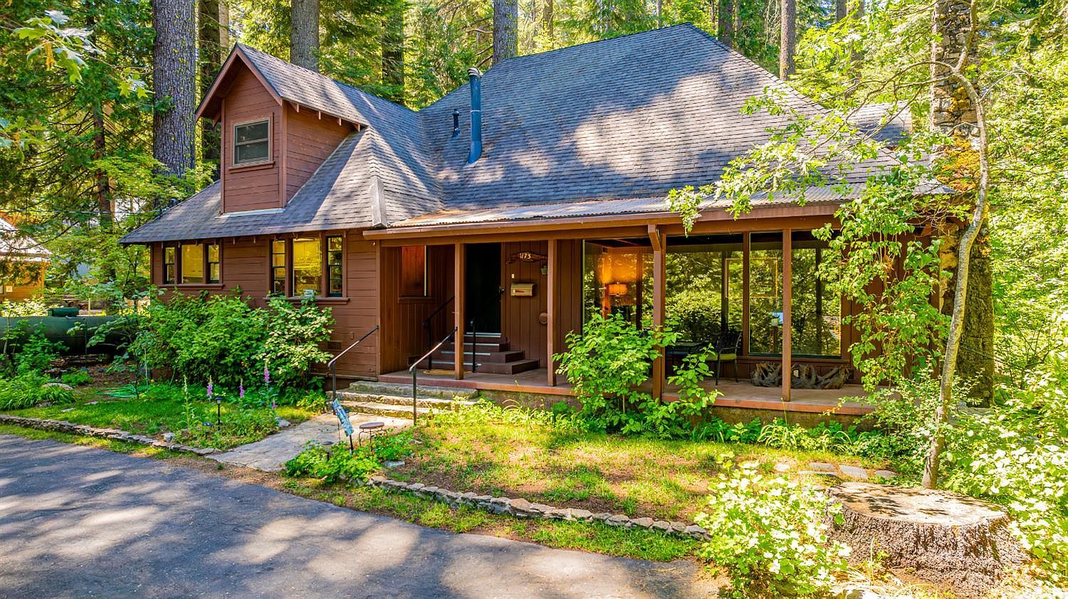 1173 Railroad Ave Fish Camp, CA 93623 - Thumbnail 3