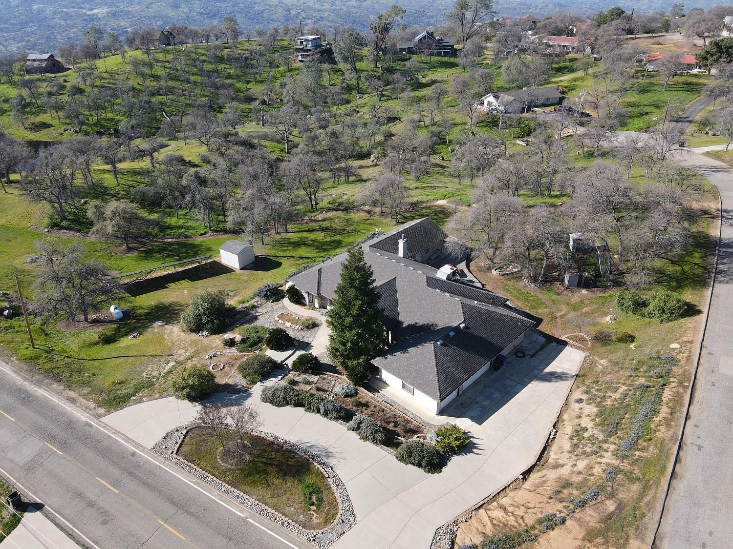 41766 John Muir Dr Coarsegold, CA 93614 - Thumbnail 3