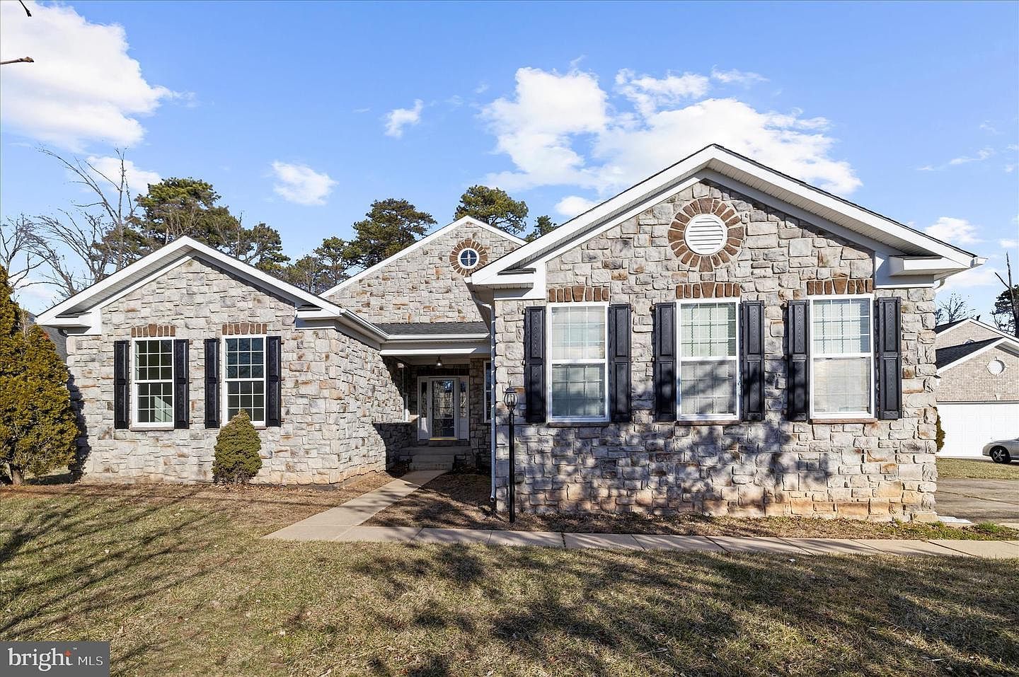 614 N Shore Dr Glen Burnie, MD 21060 - Thumbnail 3