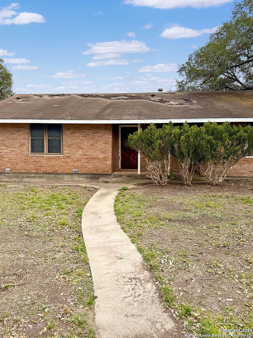 6462 Fm 1144 Karnes City, TX 78118 - Thumbnail 3