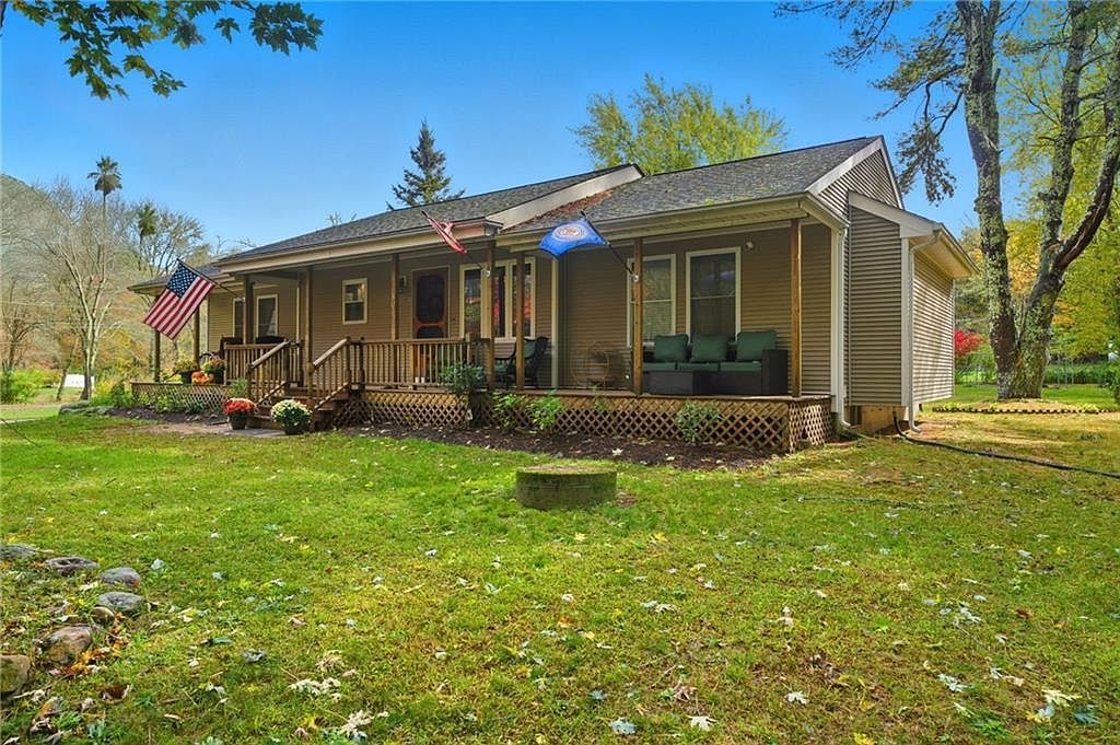 804 Waites Corner Rd South Kingstown, RI 02892 - Thumbnail 3