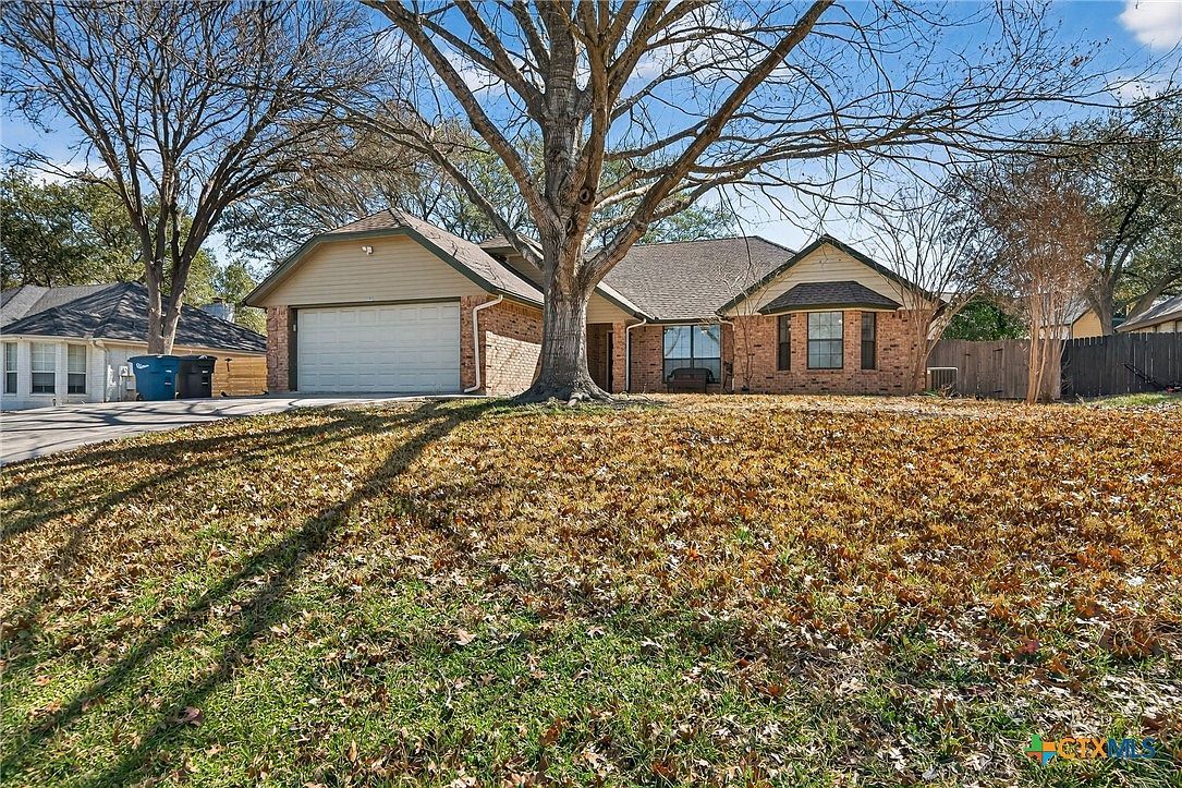 1911 Palace Dr New Braunfels, TX 78130 - Thumbnail 3