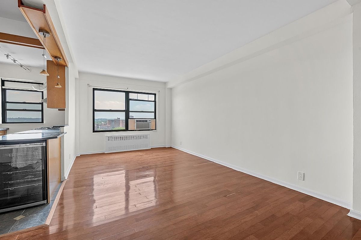 99-52 66 Rd #11 W Rego Park, NY 11374 - Thumbnail 3