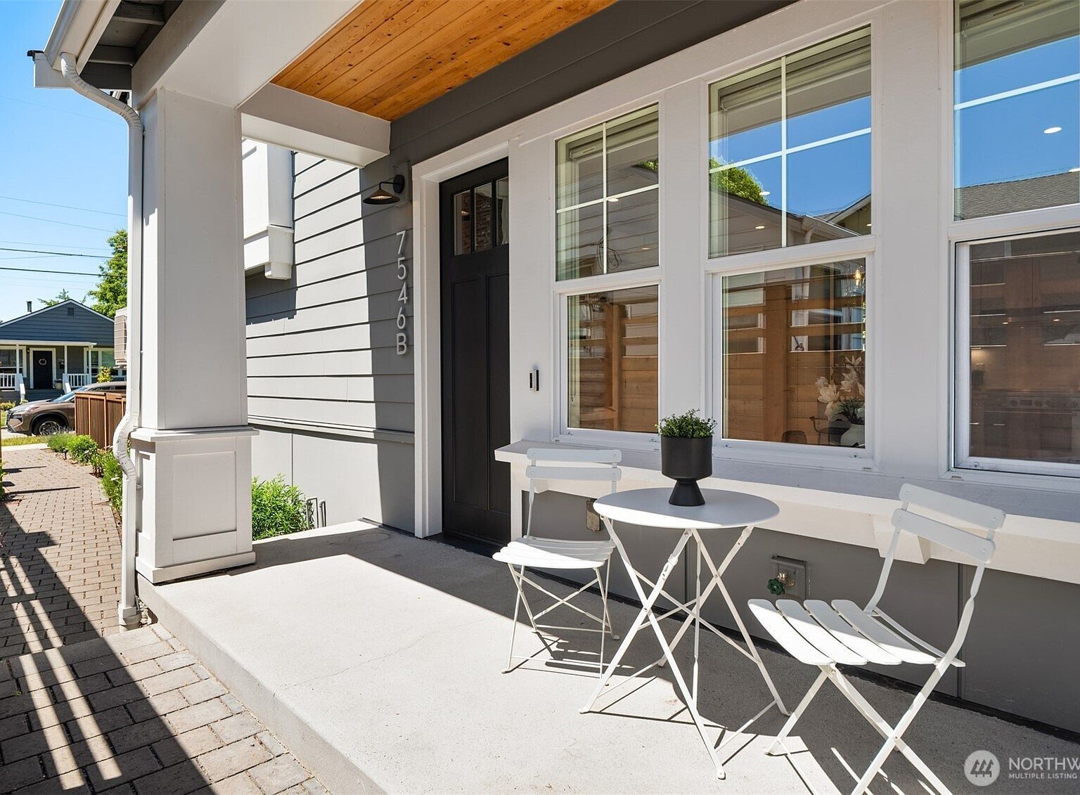 7546 26th Ave NW #B Seattle, WA 98117 - Thumbnail 3