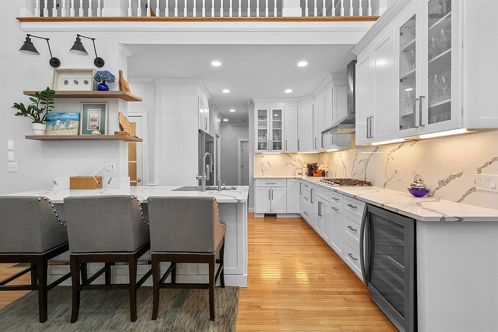 21 Carriage Hill Cir Southborough, MA 01772 - Thumbnail 3