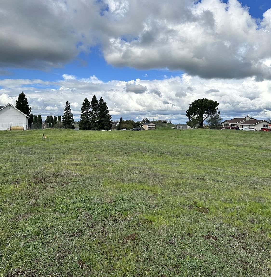 2090 Mohawk Ct Ione, CA 95640 - Thumbnail 3