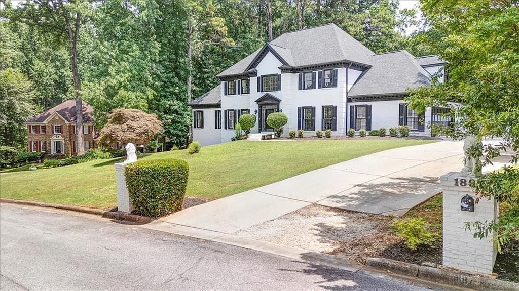1887 Chedworth Ct Stone Mountain, GA 30087 - Thumbnail 3