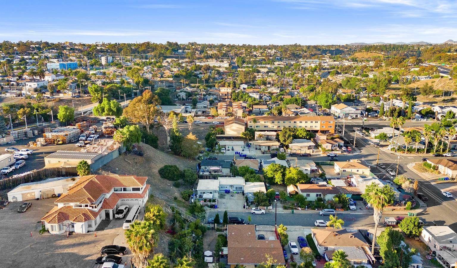 3260-64 Steel St San Diego, CA 92113 - Thumbnail 3