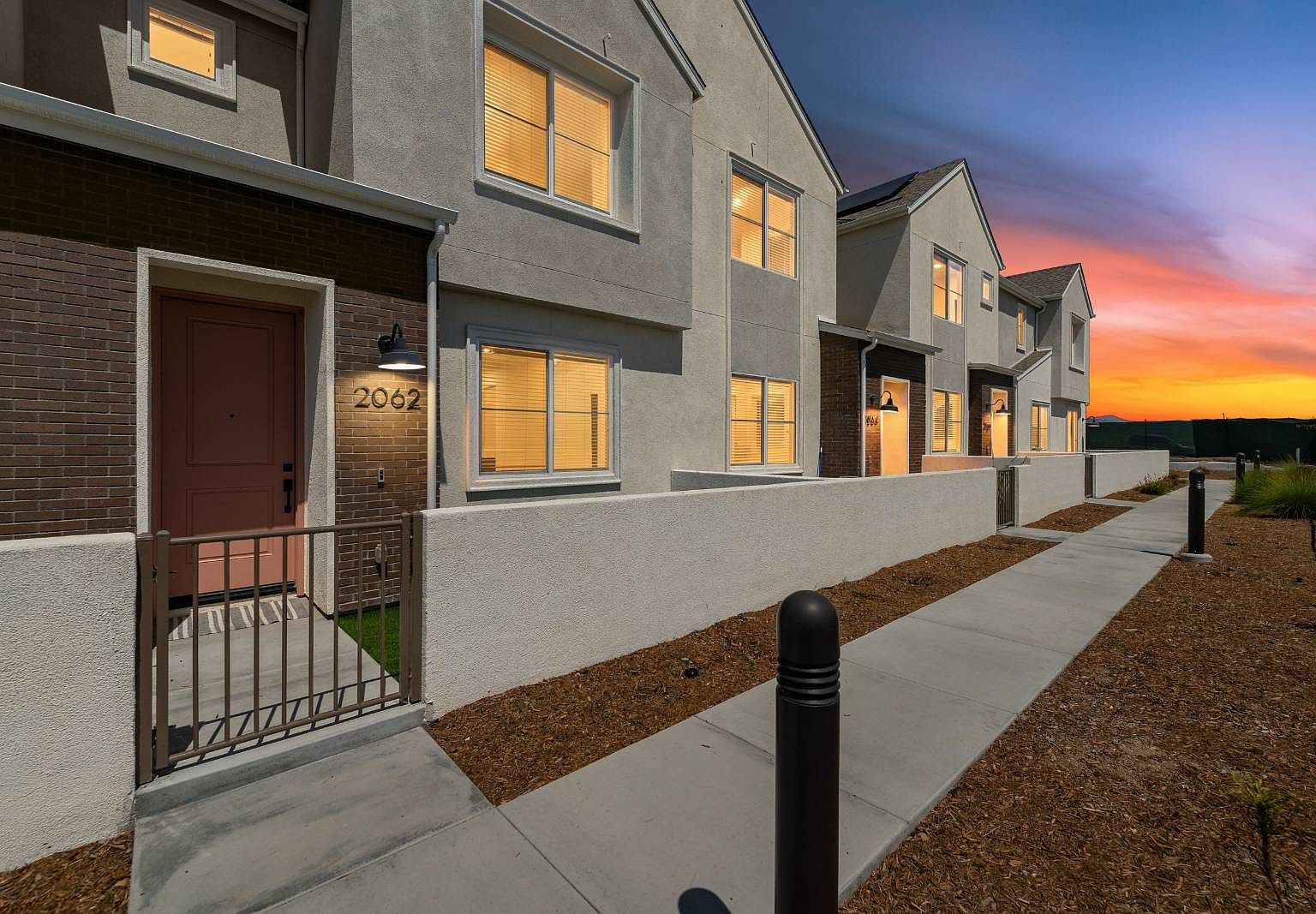 2062 Bluestone Cir Chula Vista, CA 91913 - Thumbnail 3