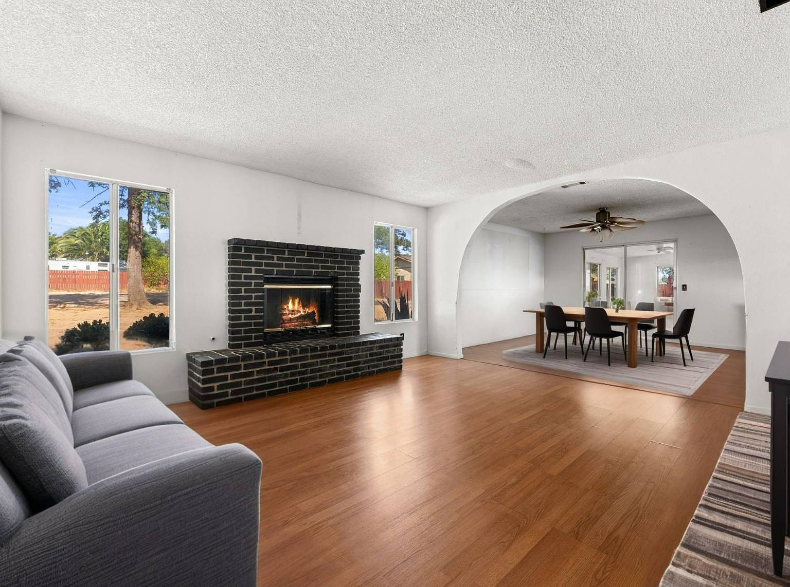 1520 Delines Dr Perris, CA 92570 - Thumbnail 3