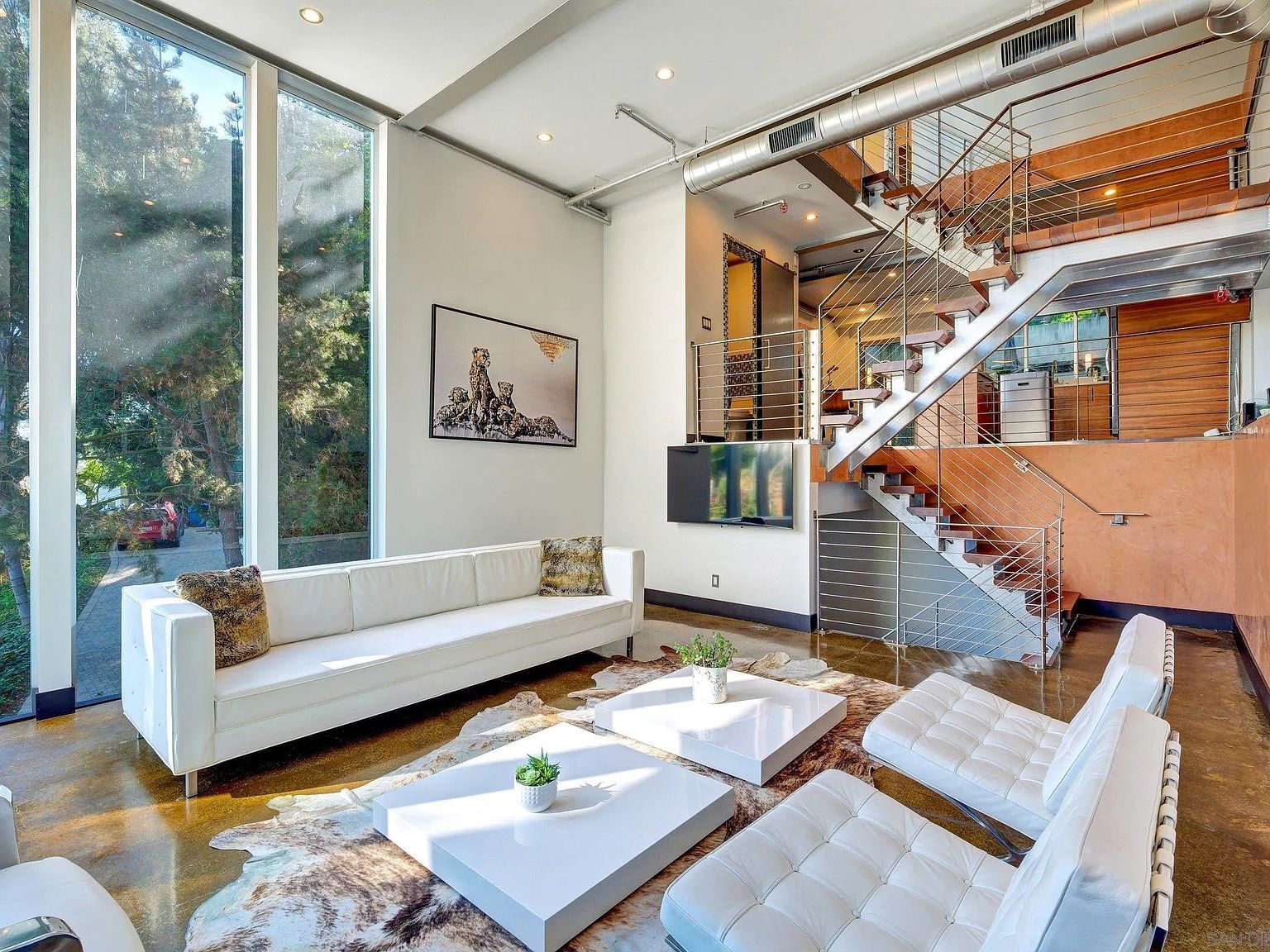 6920 Treasure Trl Los Angeles, CA 90068 - Thumbnail 3