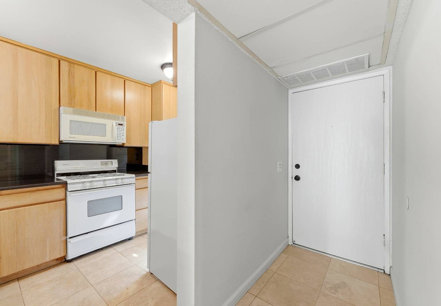 182 Tangelo #418 Irvine, CA 92618 - Thumbnail 3