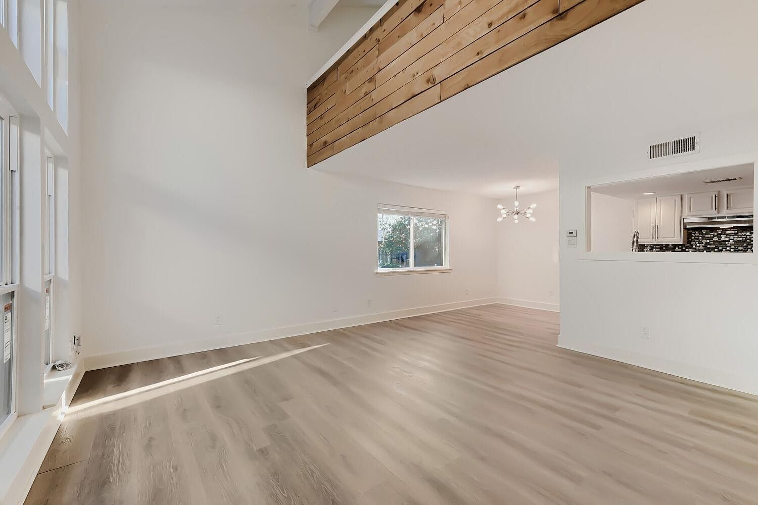 2124 Burton Dr APT 174 Austin, TX 78741 - Thumbnail 3