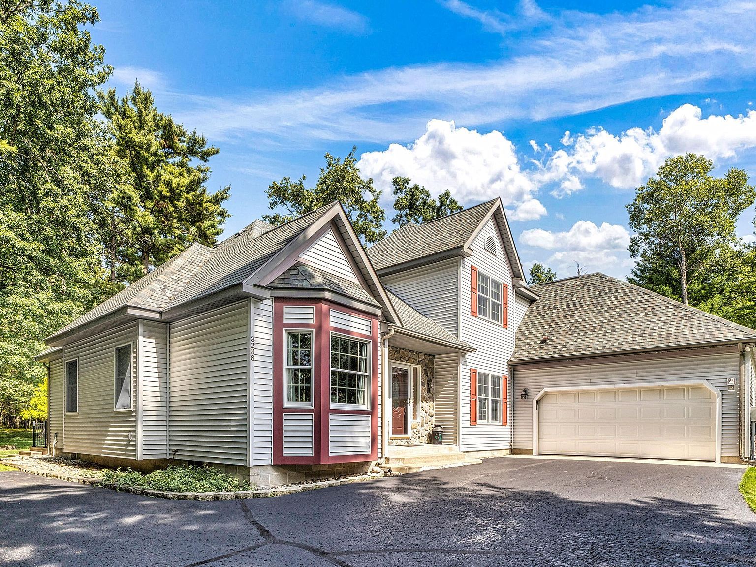 3266 W Maplehurst Dr Roscommon, MI 48653 - Thumbnail 3