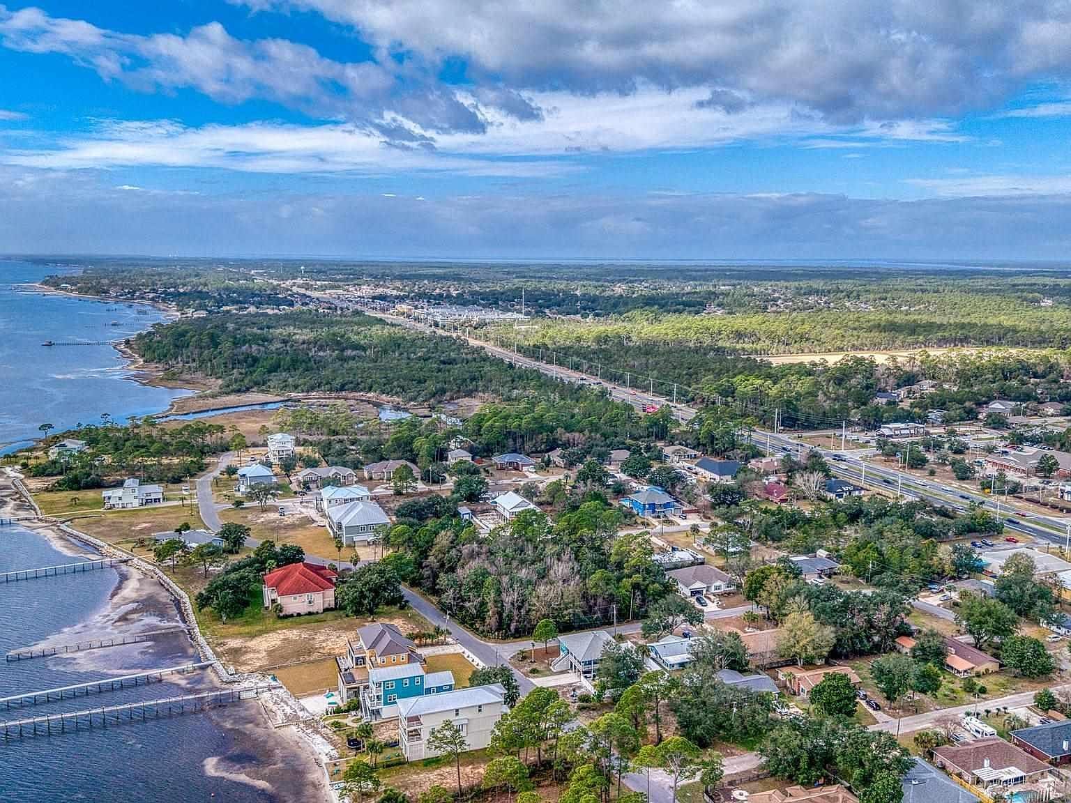 1788 Commander Harvey Ln Navarre, FL 32566 - Thumbnail 3