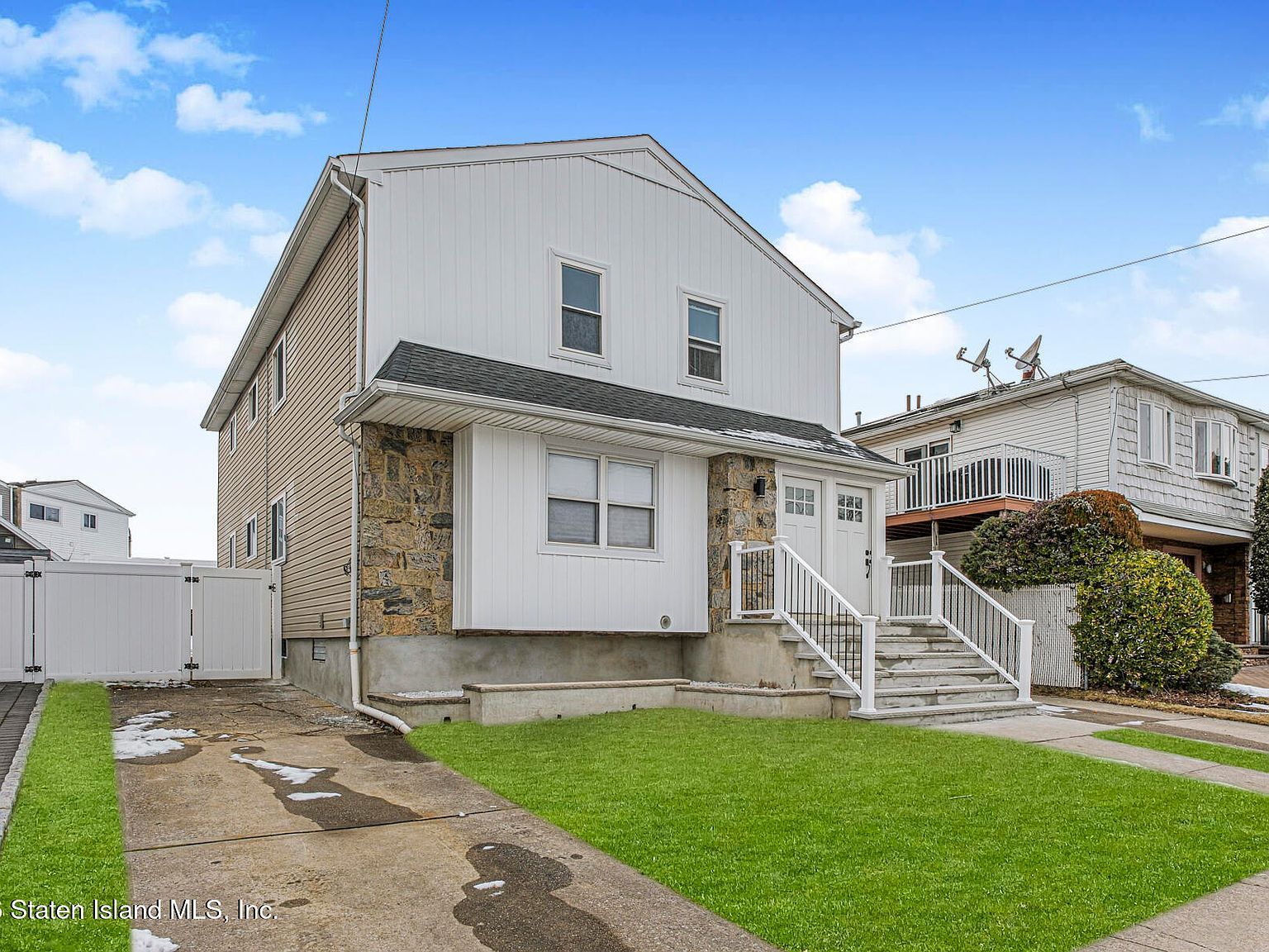 126 Annadale Rd Staten Island, NY 10312 - Thumbnail 3