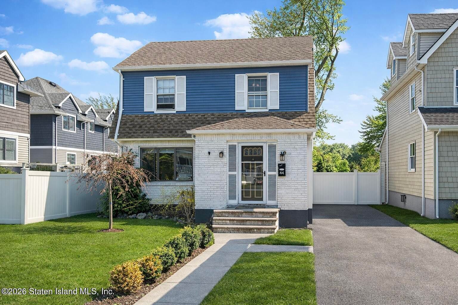 44 Tarring St Staten Island, NY 10306 - Thumbnail 3