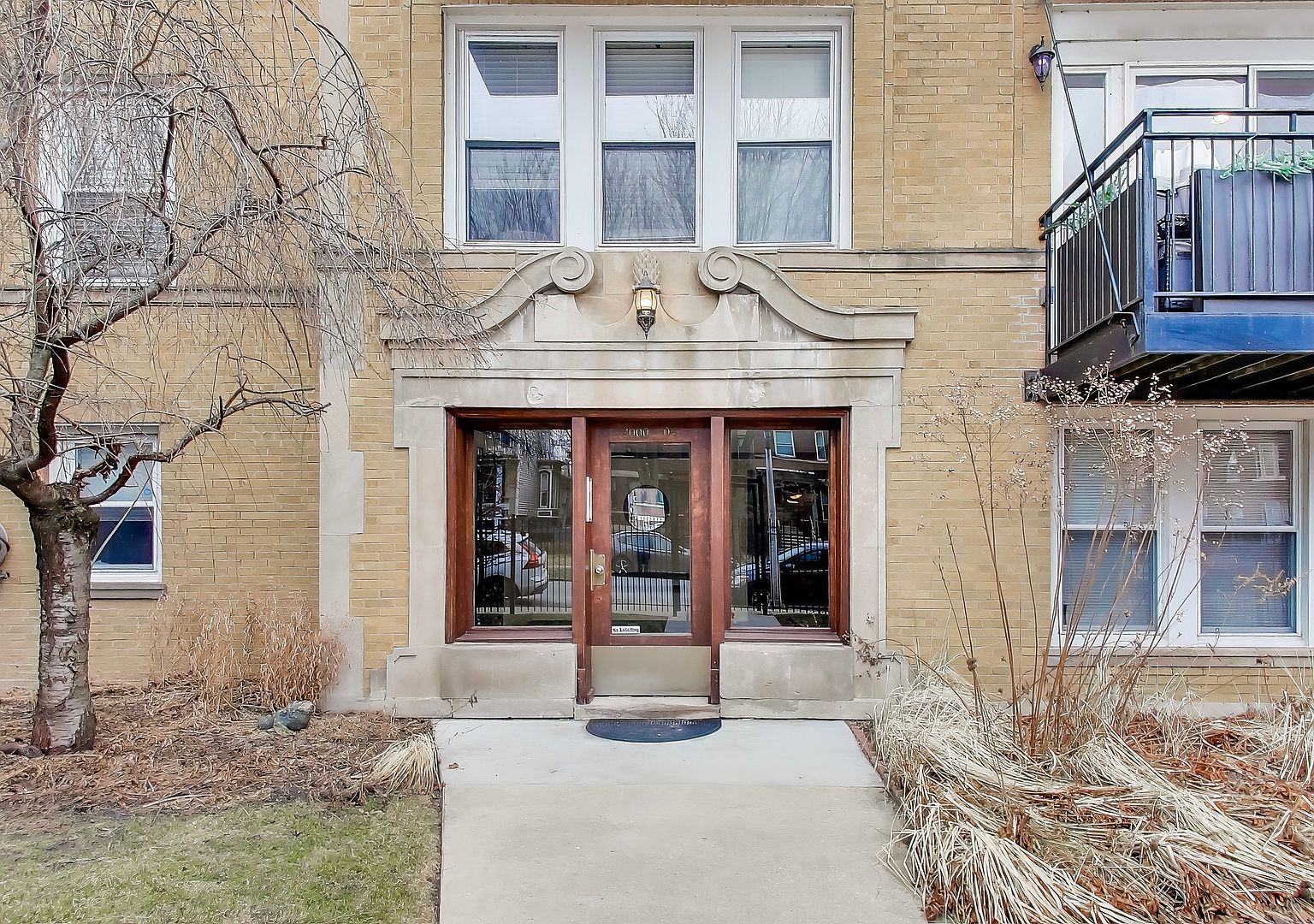 2000 W Greenleaf Ave #1 Chicago, IL 60645 - Thumbnail 3