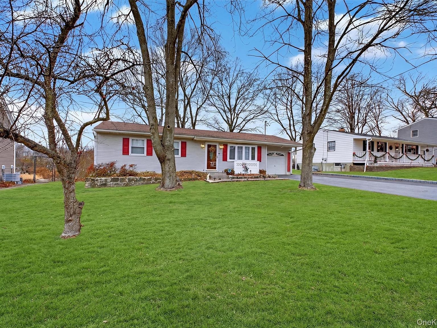 18 Cardinal Dr Poughkeepsie, NY 12601 - Thumbnail 3